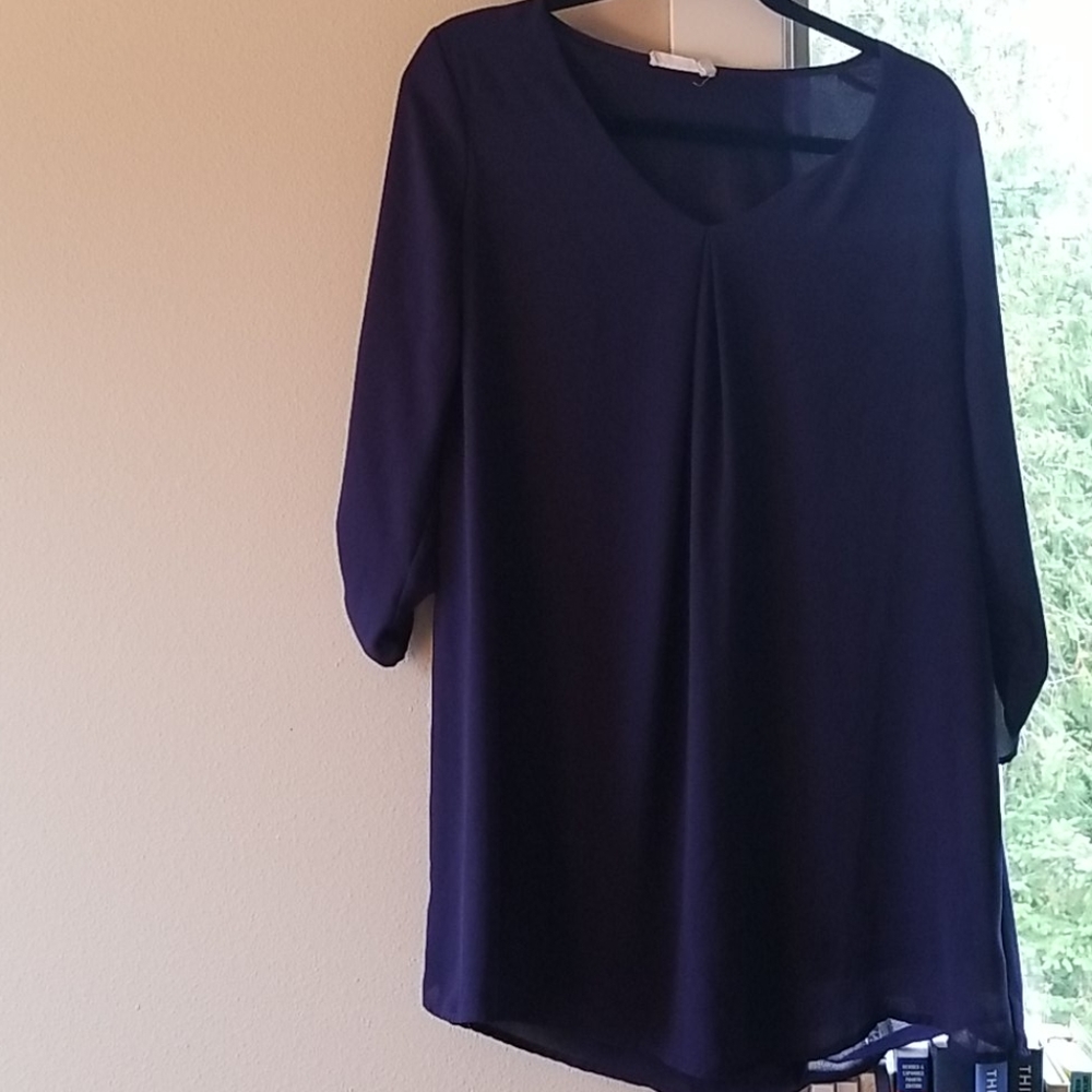 Navy blue dress, flowy